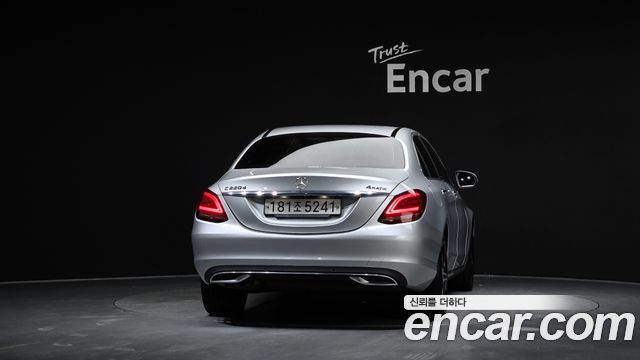 Mercedes-Benz C-Class C220 d 4MATIC Exclusive — пробег 73 815 км — фото 4 из 5