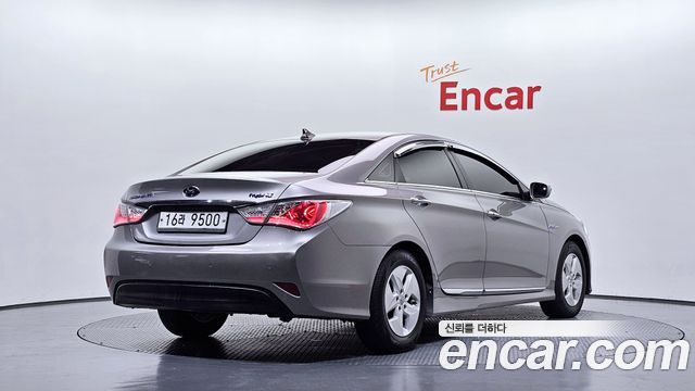 Hyundai Sonata 2.0 Premier — пробег 131 665 км — фото 2 из 5