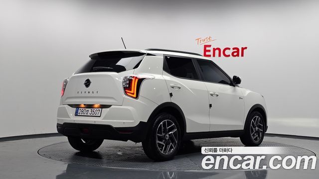 Ssangyong TIBOLI из Кореи Encar