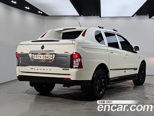 Ssangyong KORANDO 2.2 EXTREME 4WD — пробег 126 000 км — фото 4 из 5