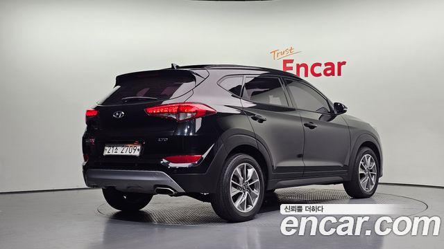 Hyundai Tucson Diesel 1.7 2WD Premium — пробег 147 687 км — фото 2 из 5