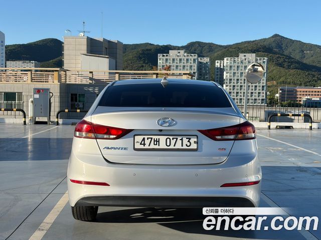 Hyundai AVANTE из Кореи Encar