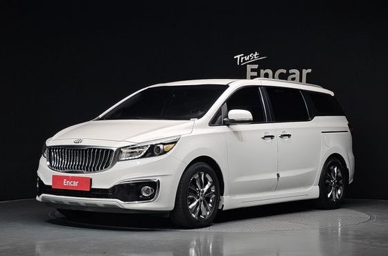 Kia Carnival 9-seater Luxury — пробег 124 790 км — фото 1 из 5
