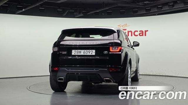 Land Rover Range Rover Evoque 2.0 TD4 HSE Dynamic — пробег 141 431 км — фото 4 из 5