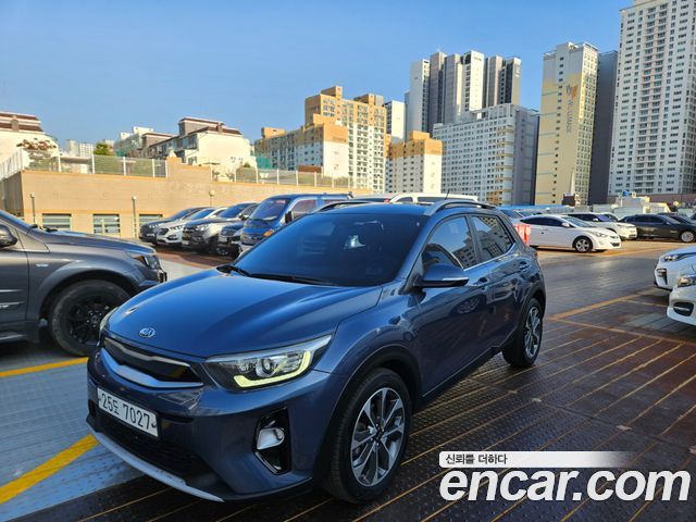 Kia Stonic Diesel 1.6 Prestige — пробег 55 536 км — фото 2 из 5