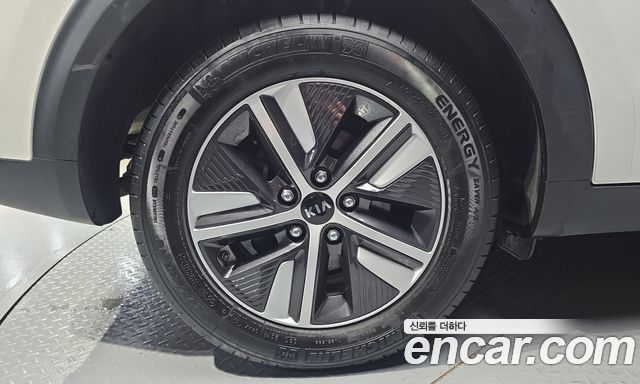 Kia Niro из Кореи Encar