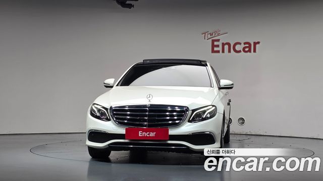 Mercedes-Benz E-Class E400 4MATIC Exclusive — пробег 121 686 км — фото 3 из 5
