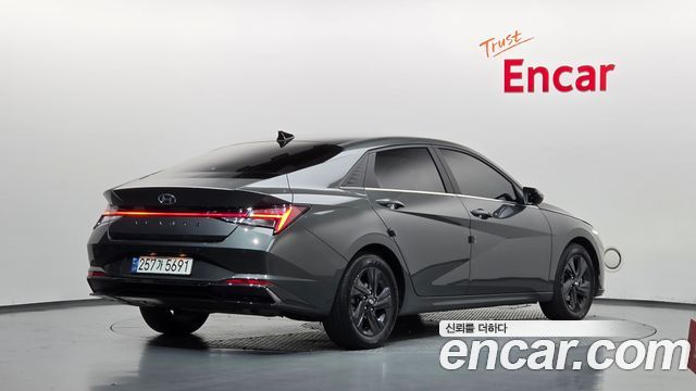 Hyundai AVANTE Inspiration — пробег 76 904 км — фото 2 из 5