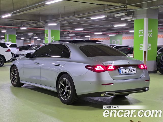 Mercedes-Benz E-Class из Кореи Encar