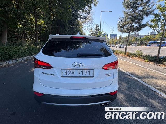 Hyundai Santafe Diesel(e-VGT) 2.0 4WD Exclusive Special — пробег 220 000 км — фото 4 из 5