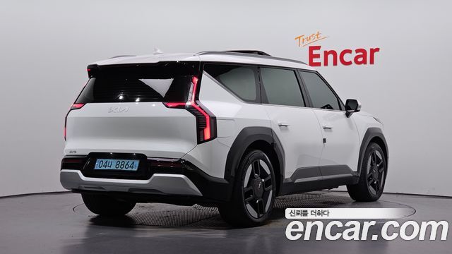 Kia EV9 из Кореи Encar