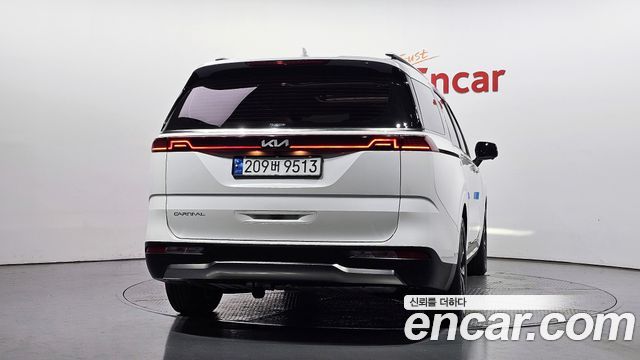 Kia Carnival Diesel 9-Seater Signature — пробег 73 177 км — фото 4 из 5
