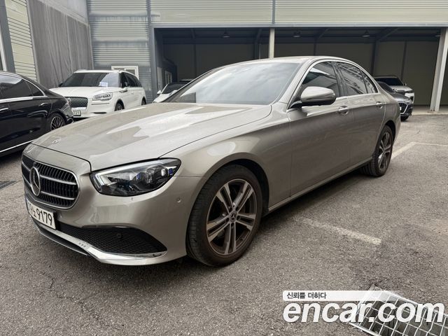 Mercedes-Benz E-Class E350 4MATIC Avantgarde — пробег 44 342 км — фото 1 из 5