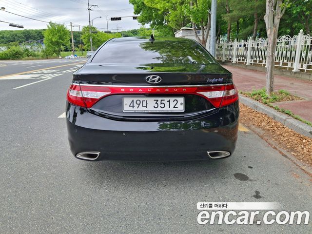 Hyundai Grandeur Premium — пробег 192 472 км — фото 4 из 5