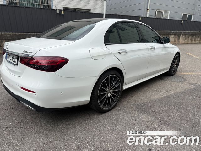 Mercedes-Benz E-Class E350 4MATIC AMG Line — пробег 65 089 км — фото 2 из 5