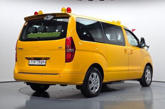 Hyundai Starex 4WD School Bus — пробег 68 073 км — фото 3 из 5