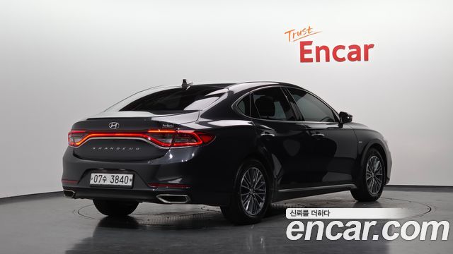 Hyundai Grandeur Exclusive Special — пробег 135 766 км — фото 2 из 5