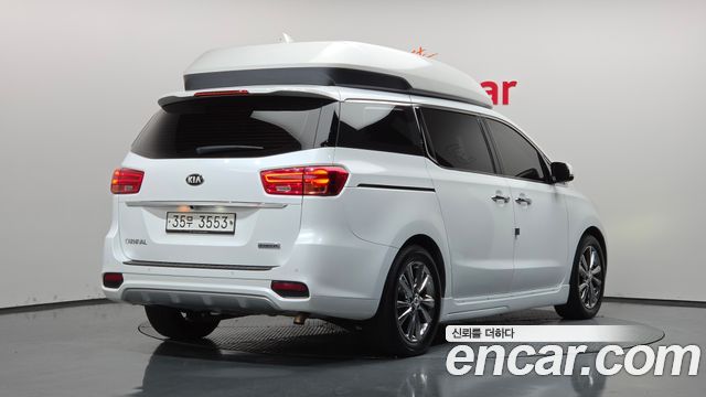 Kia Carnival из Кореи Encar