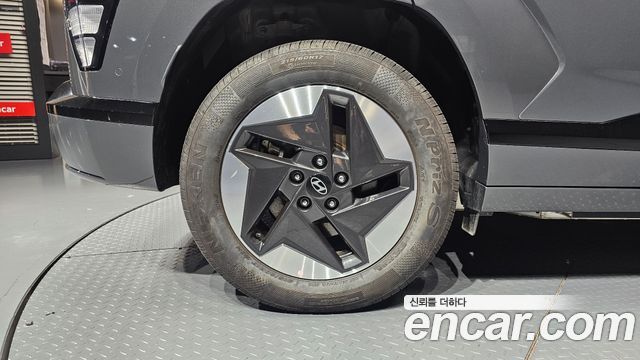 Hyundai Kona Long Range Premium — пробег 27 902 км — фото 5 из 5