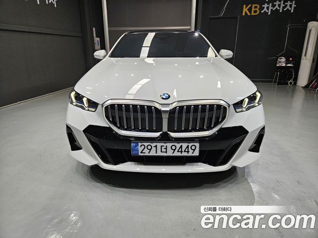 BMW 5-Series 530i xDrive M Sport — пробег 6 628 км — фото 3 из 5