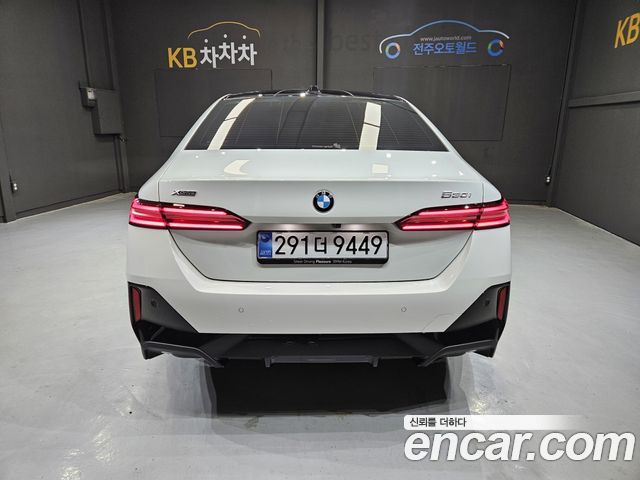 BMW 5-Series 530i xDrive M Sport — пробег 6 628 км — фото 4 из 5