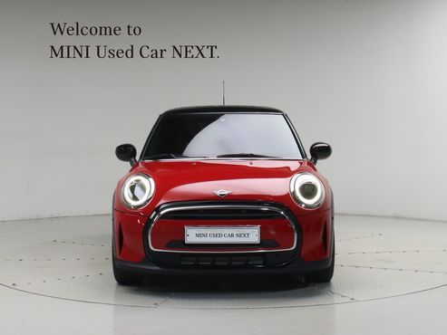 Mini Cooper Classic Plus Launch Pack Third Generation — пробег 33 164 км — фото 3 из 5