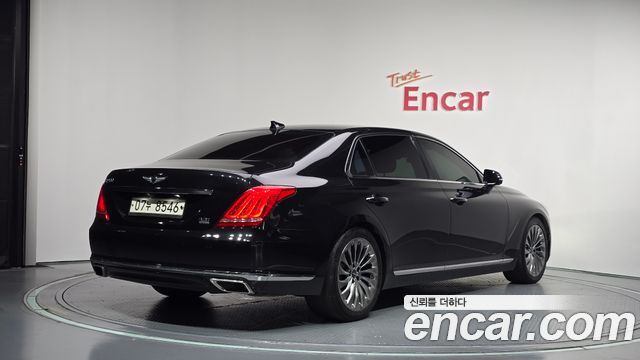Genesis EQ900 3.3 T-GDI AWD Premiun Luxury — пробег 240 003 км — фото 2 из 5