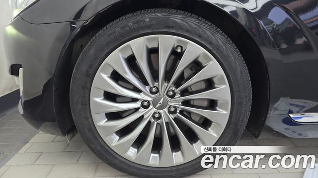 Genesis EQ900 3.3 T-GDI AWD Premiun Luxury — пробег 240 003 км — фото 5 из 5