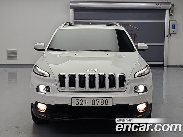 Jeep Cherokee 2.4 Longitude AWD — пробег 113 030 км — фото 2 из 5