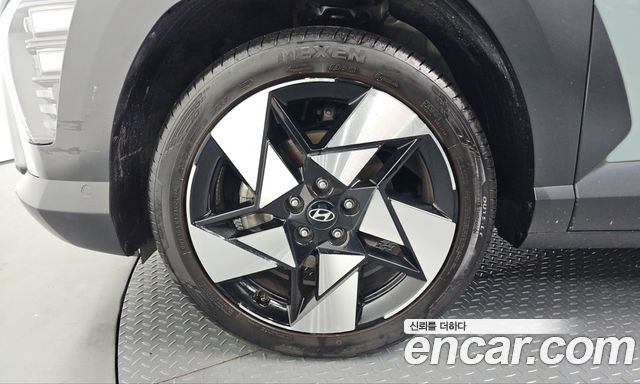 Hyundai Kona из Кореи Encar