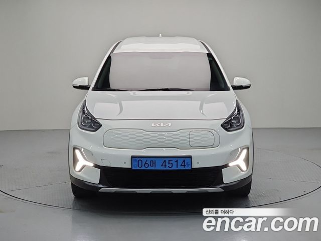 Kia Niro Air — пробег 130 879 км — фото 2 из 5