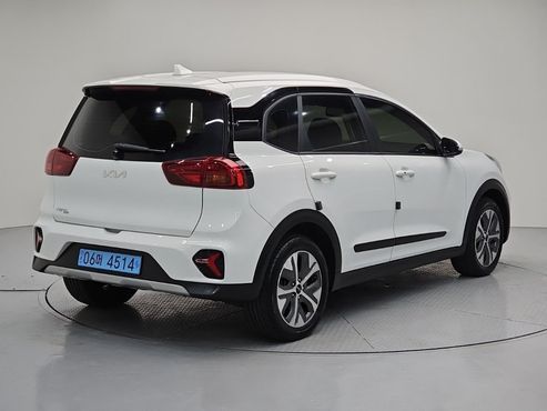 Kia Niro Air — пробег 130 879 км — фото 4 из 5