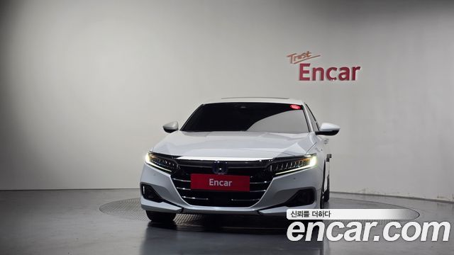 Honda Accord 2.0 Hybrid Touring — пробег 77 752 км — фото 3 из 5