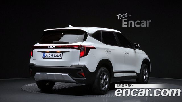 Kia Seltos из Кореи Encar