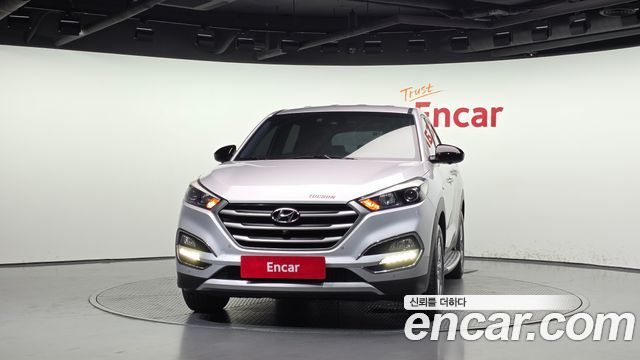 Hyundai Tucson Diesel 2.0 2WD Smart — пробег 175 434 км — фото 3 из 5