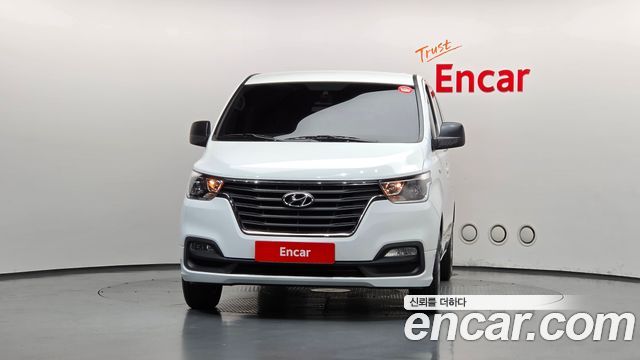 Hyundai Starex Van 3-Seater Smart — пробег 88 860 км — фото 3 из 5