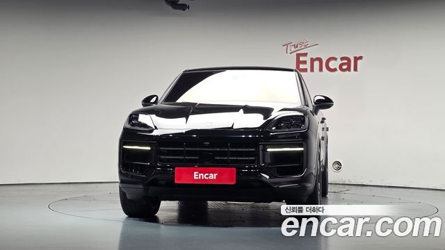 Porsche Cayenne 3.0 S E-Hybrid Coupe — пробег 24 922 км — фото 3 из 5