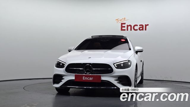 Mercedes-Benz E-Class E300d 4MATIC Coupe — пробег 17 730 км — фото 3 из 5