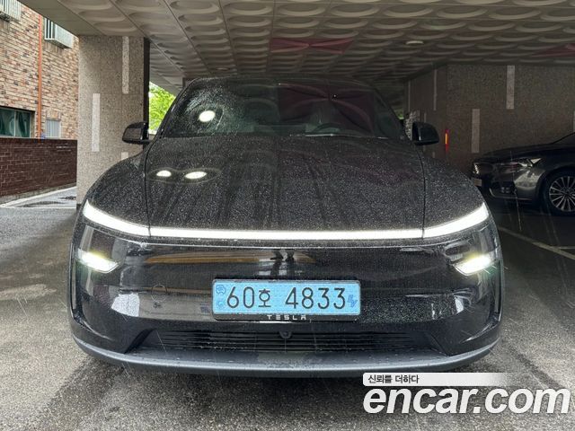 Tesla Model Y Premium RWD — пробег 3 000 км — фото 1 из 5