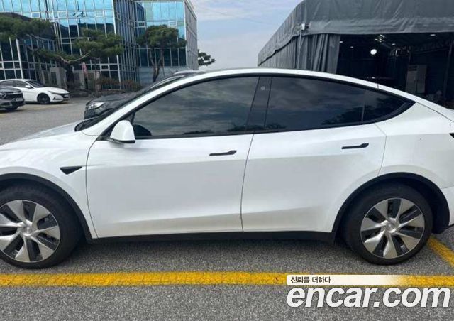 Tesla Model Y Long Range AWD — пробег 79 835 км — фото 5 из 5