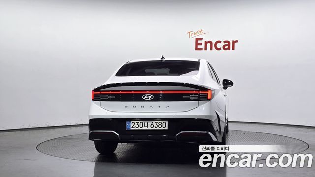 Hyundai Sonata 2.0 Exclusive — пробег 14 825 км — фото 4 из 5