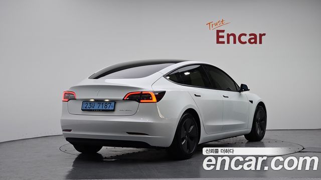 Tesla Model 3 Long Range AWD — пробег 76 054 км — фото 2 из 5