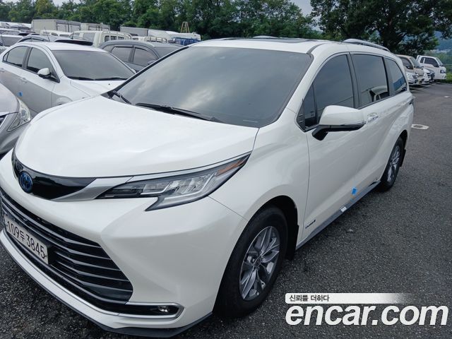 Toyota Sienna 2.5 Hybrid AWD — пробег 103 966 км — фото 3 из 5