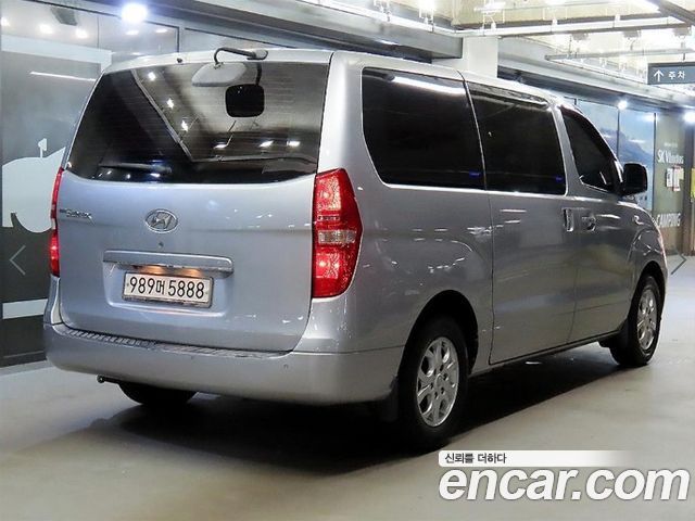 Hyundai Starex 5-Seater LPi VAN CVX Luxury — пробег 130 714 км — фото 4 из 5