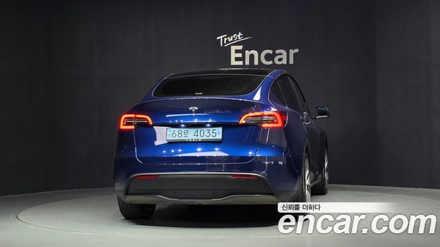Tesla Model Y RWD — пробег 47 376 км — фото 4 из 5