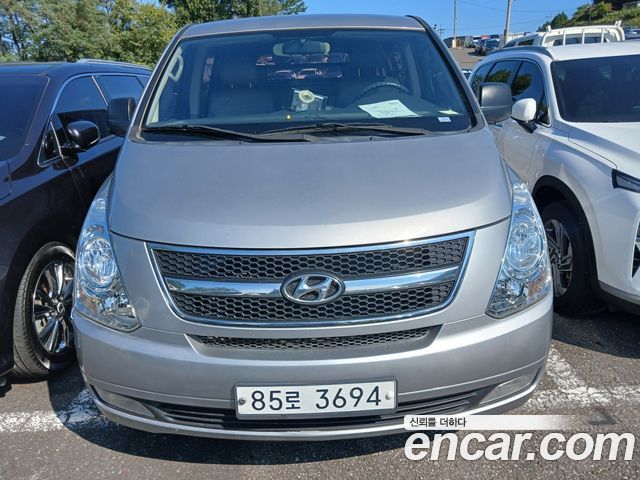 Hyundai Starex 5-Seater VAN CVX Luxury — пробег 107 928 км — фото 1 из 5
