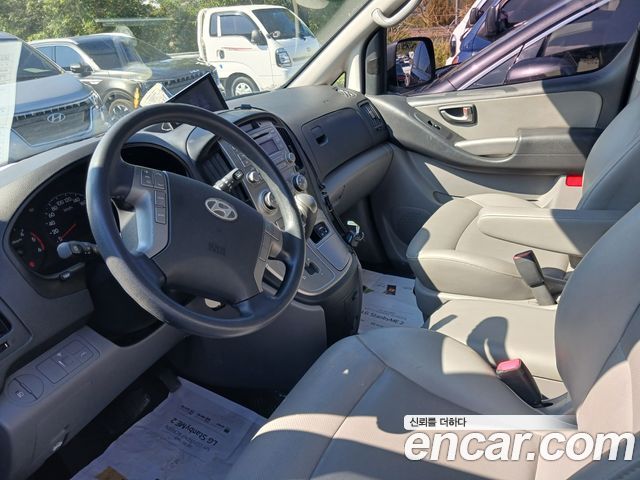 Hyundai Starex 5-Seater VAN CVX Luxury — пробег 107 928 км — фото 5 из 5