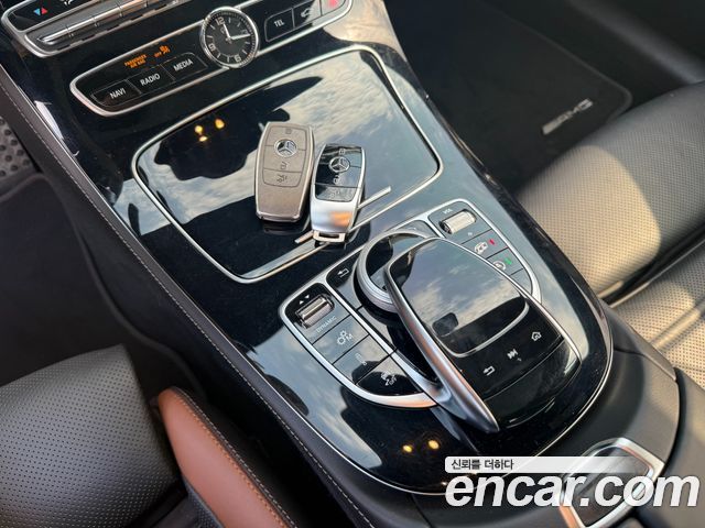 Mercedes-Benz E-Class из Кореи Encar