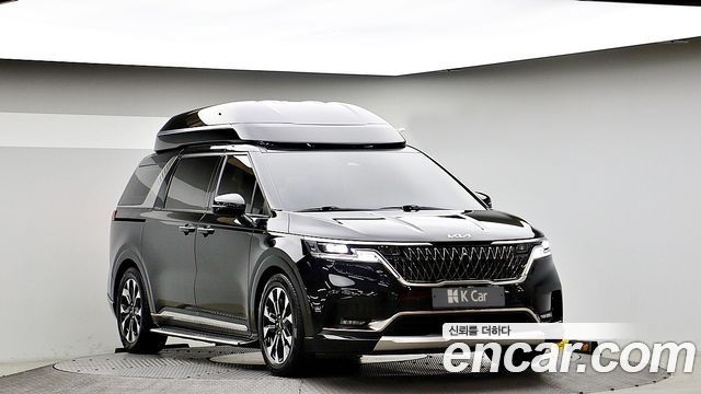 Kia Carnival Gasoline 9-Seater Hi-Limousine Signature — пробег 87 833 км — фото 3 из 5