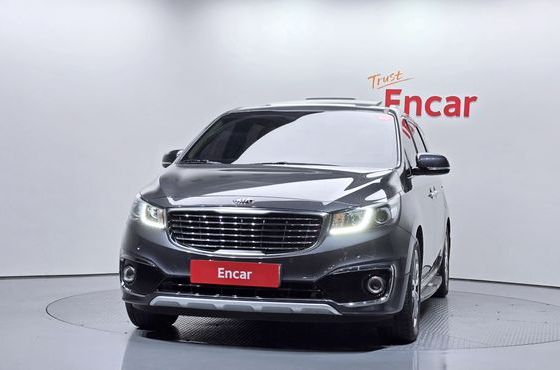 Kia Carnival 9-seater Prestige — пробег 94 121 км — фото 3 из 5